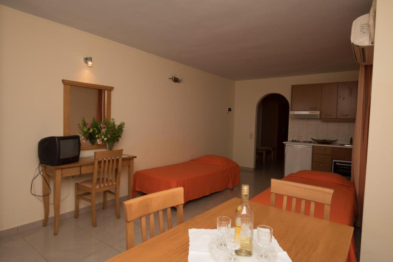 Ionio Star Hotel Koutsouras Exterior photo